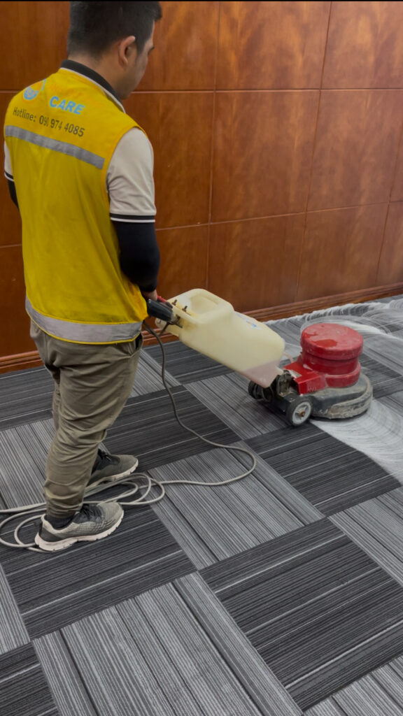 Dịch vụ giặt thảm văn phòng uy tín 2025 | Ánh Dương Care